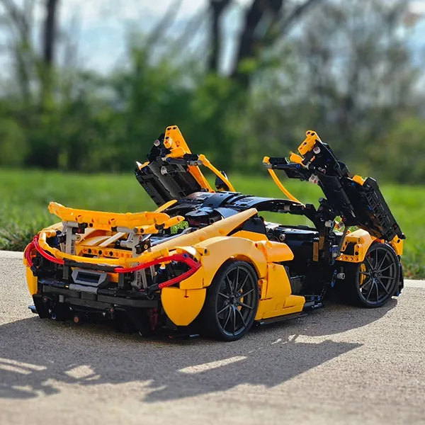 Premium McLaren P1 Hypercar